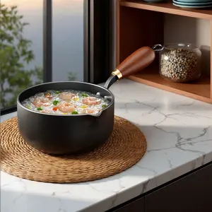 14cm Household Eagle Beak Oil Pot, Deep Mini Frying Pan, Baby Food Cooking Milk Pot, Hot Oil Iron Pot, Non-Stick Coating