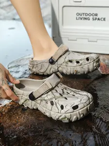 Summer Camouflage Thick Sole Breathable Men's Hole Shoes, Outdoor Anti-Slip Water Shoes, Home Comfort Soft Bottom Sandals, Water Clogs