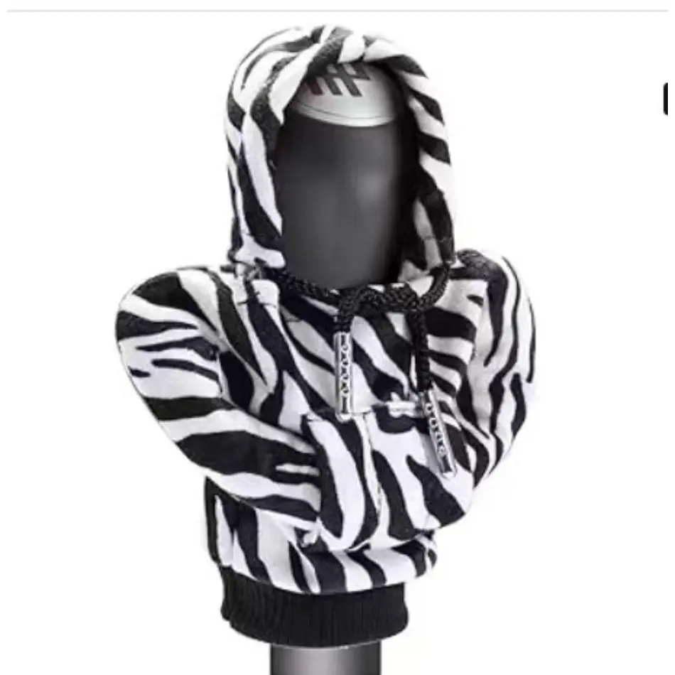 Zebra sweater handle