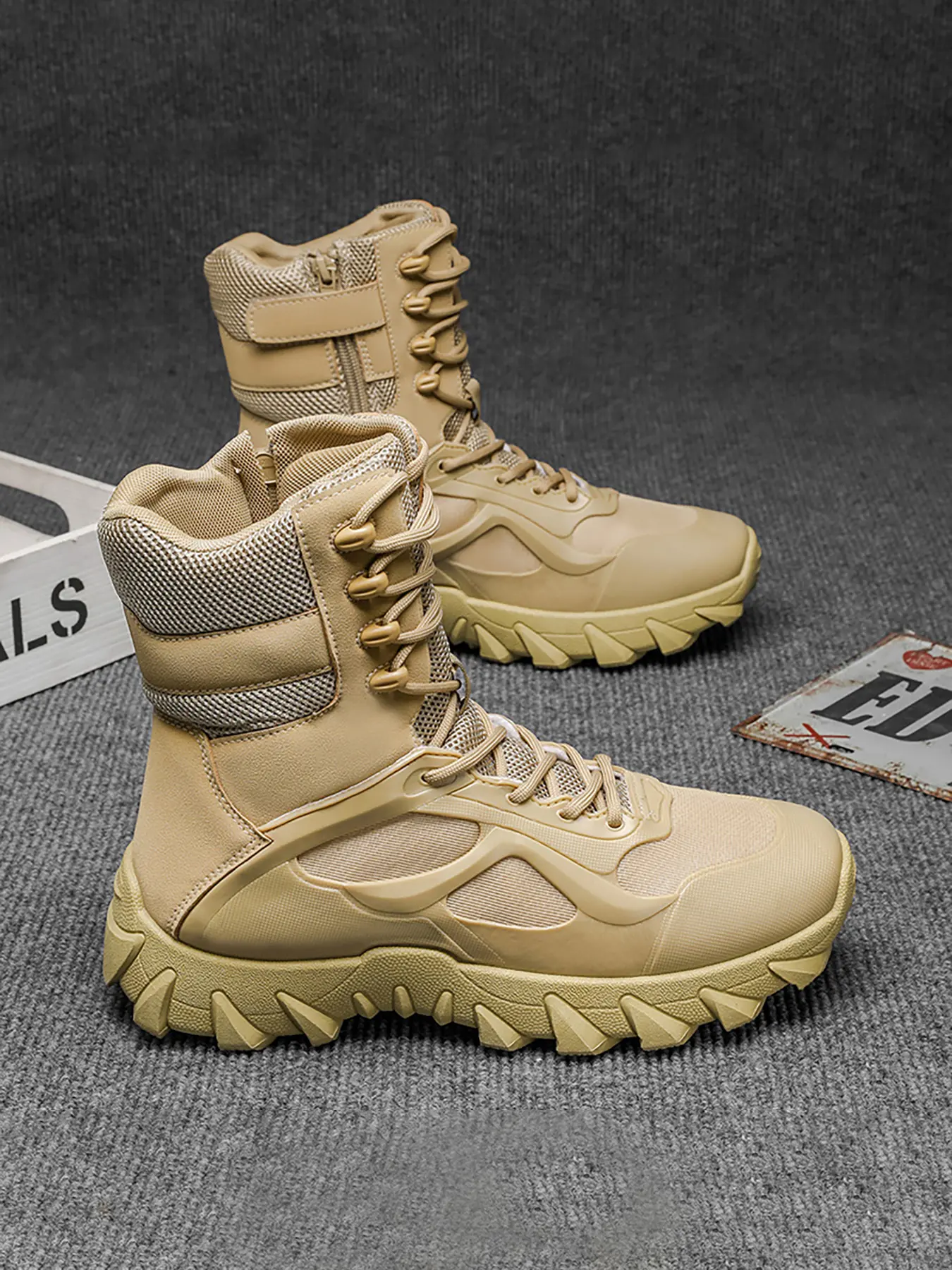We are purchasing men's outdoor boots, durable military tactical desert boots, and comfortable high-top fashionable boots for camping and training, Durable Outdoor Hiking, Outdoor Hiking Shoes, Hiking Style Shoes