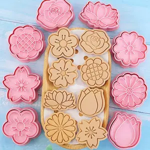 8pcs Flower Shape Cookie Cutter Set, Plastic Biscuit Molds & Presses, Durable Kitchen Tools for Baking, Ideal Gift for Bakers, Cookie Cutters Home