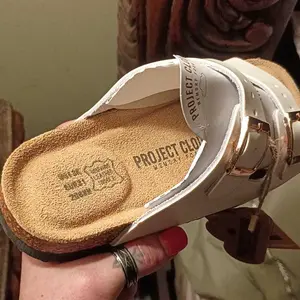 Project Cloud Kids "Little Venita" Genuine Leather Slides | Casual Flip Flops Sandals for Kids | Memory Foam Insole, Water-Resistant, Lightweight Non-Slip Girl Footwear