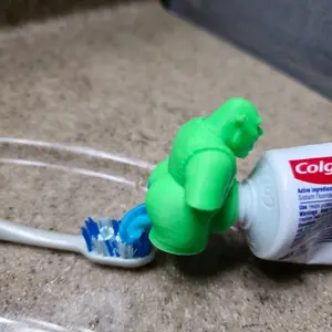 Toothpaste Pooper - Oral Care Toothpaste for Teeth and Gums