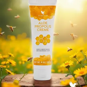 Forever Aloe Propolis Creme - Deeply Moisturizes & Nourishes Skin - 4 oz (113 g)