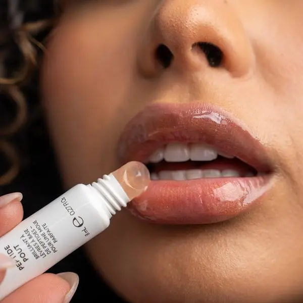 NuSkin Nu Colour Peptide Pout Lip Balm for Beautiful Lips Skincare Nourishing