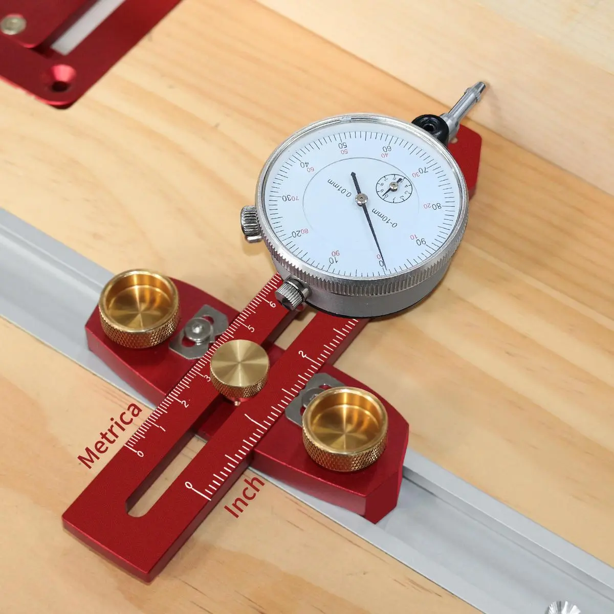 Table Saw Alignment Gauge, Calibrator Dial Indicator, Thin Rip Jig, Table Saw Jig Guide, Woodworking Tool, Accuracy Precision Calibration, Table Saw Accessories for Repeat Narrow Strip Cuts