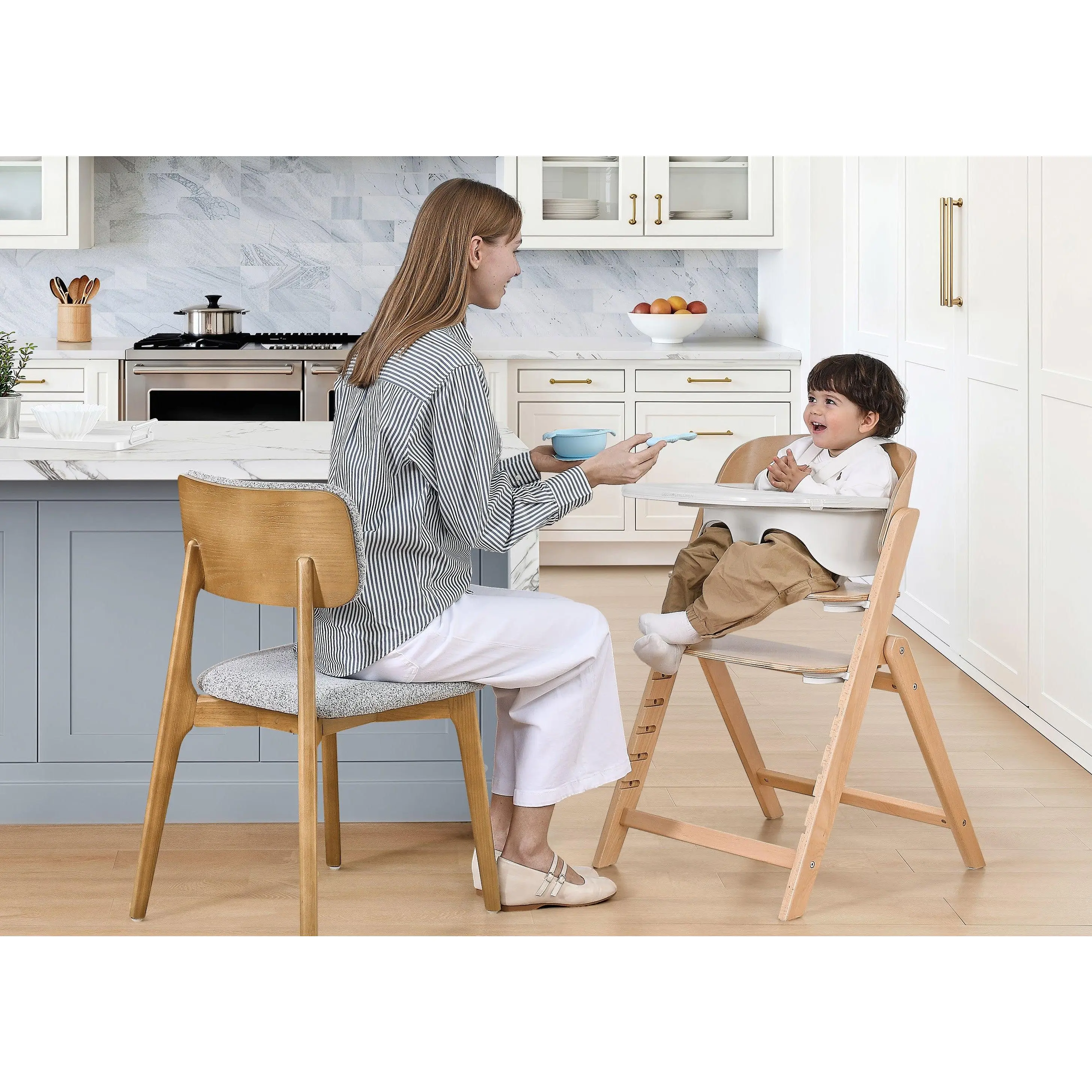 Crave 4-in-1 Convertible High Chair