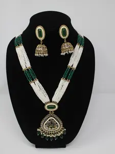 Regal Indian/Pakistani Bridal/Formal Jewelry Set - Long Pearl Mala Necklace