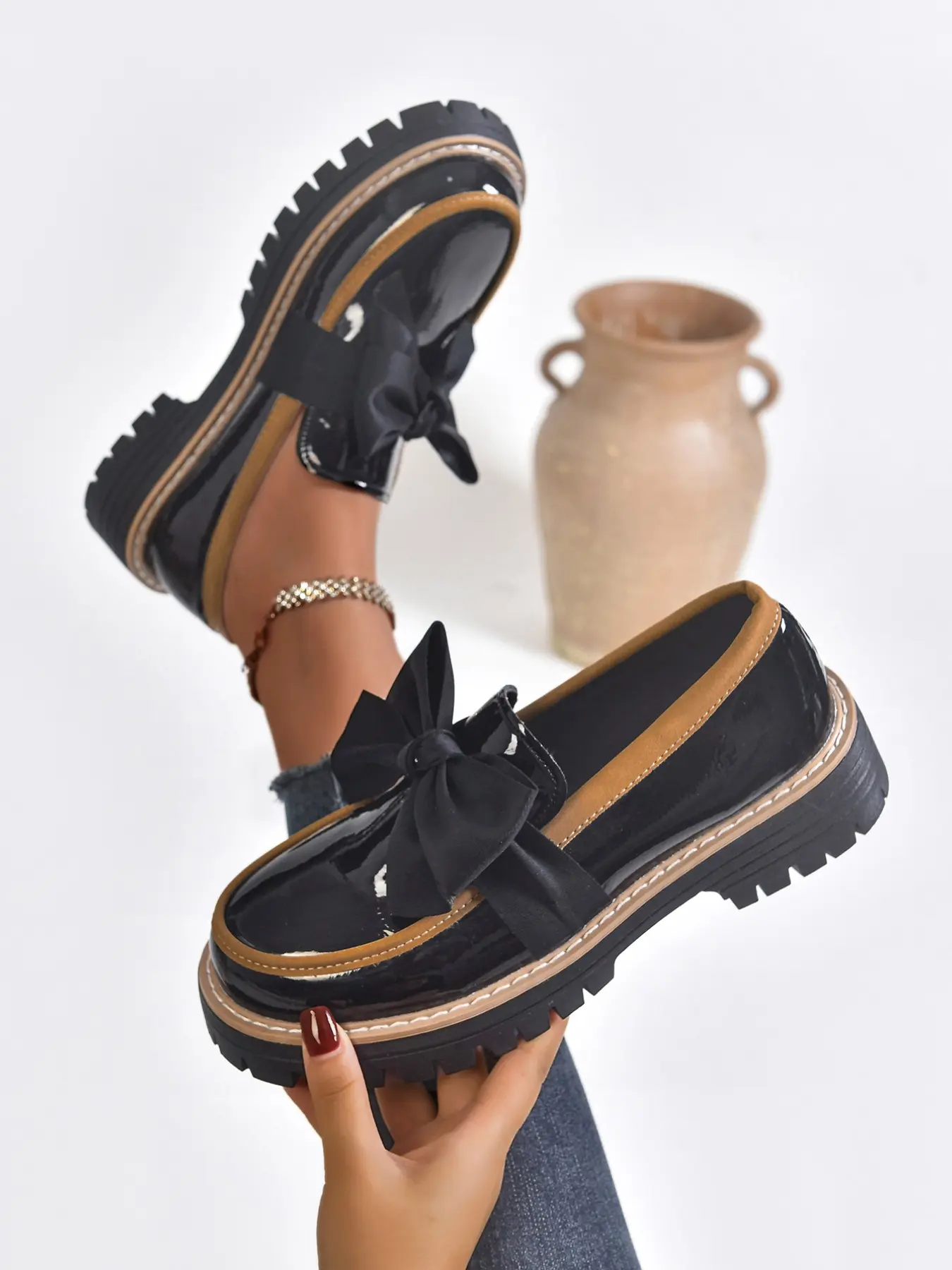 Women's Loafers Spring Autumn Elegant Fashion Bow Casual Shoes Round Toe Low Top Lace-Up Shiny Thick Sole Rubber Versatile Loafer Boots Flats Shoes Thick Soled Loafers