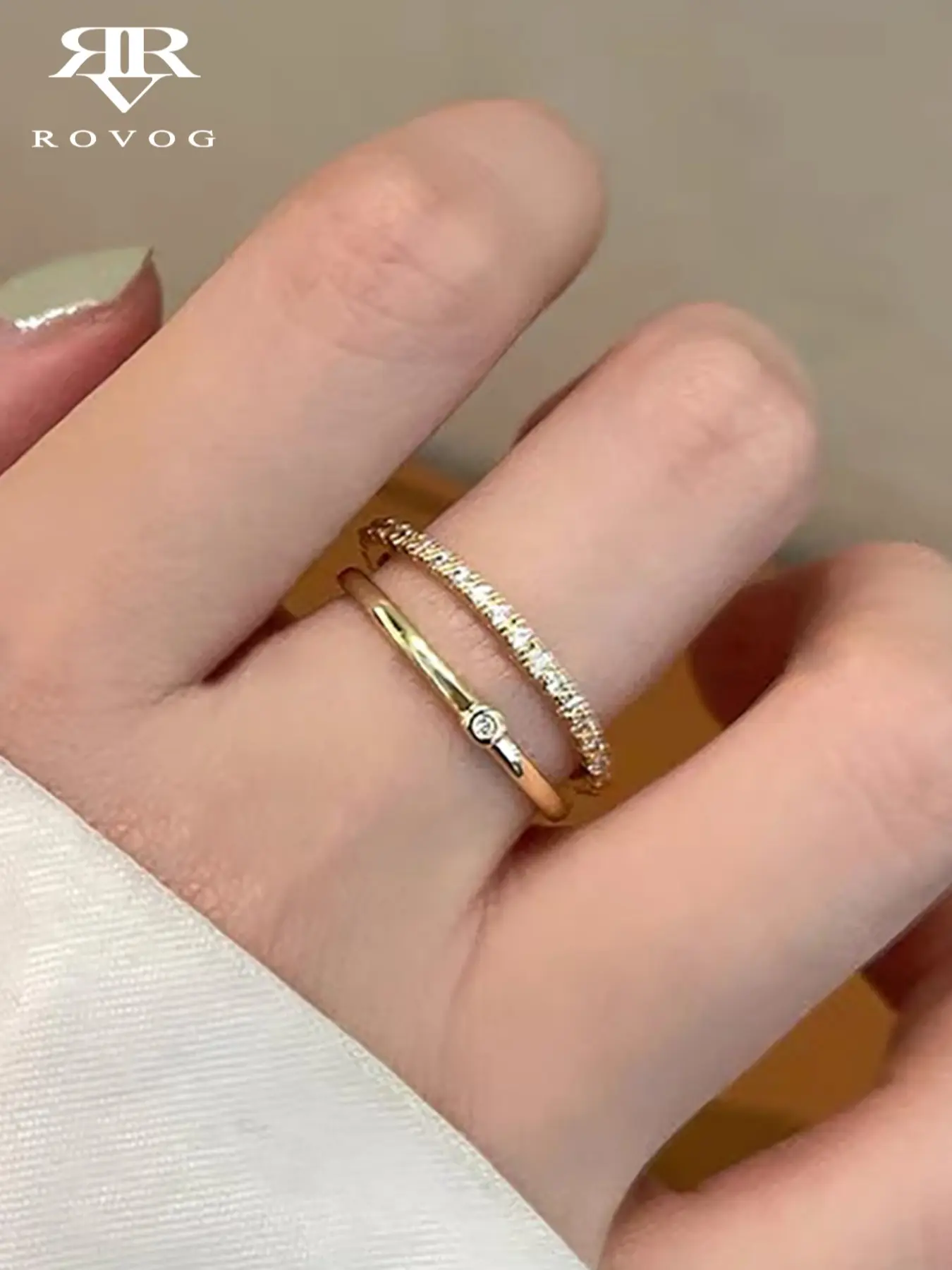 Two minimalist French elegant and exquisite copper jewelry pieces, artificial zircon inlaid, with a unique and high-end feel, are stacked rings suitable for ladies to wear during daily commences, Copper Stackable Rings