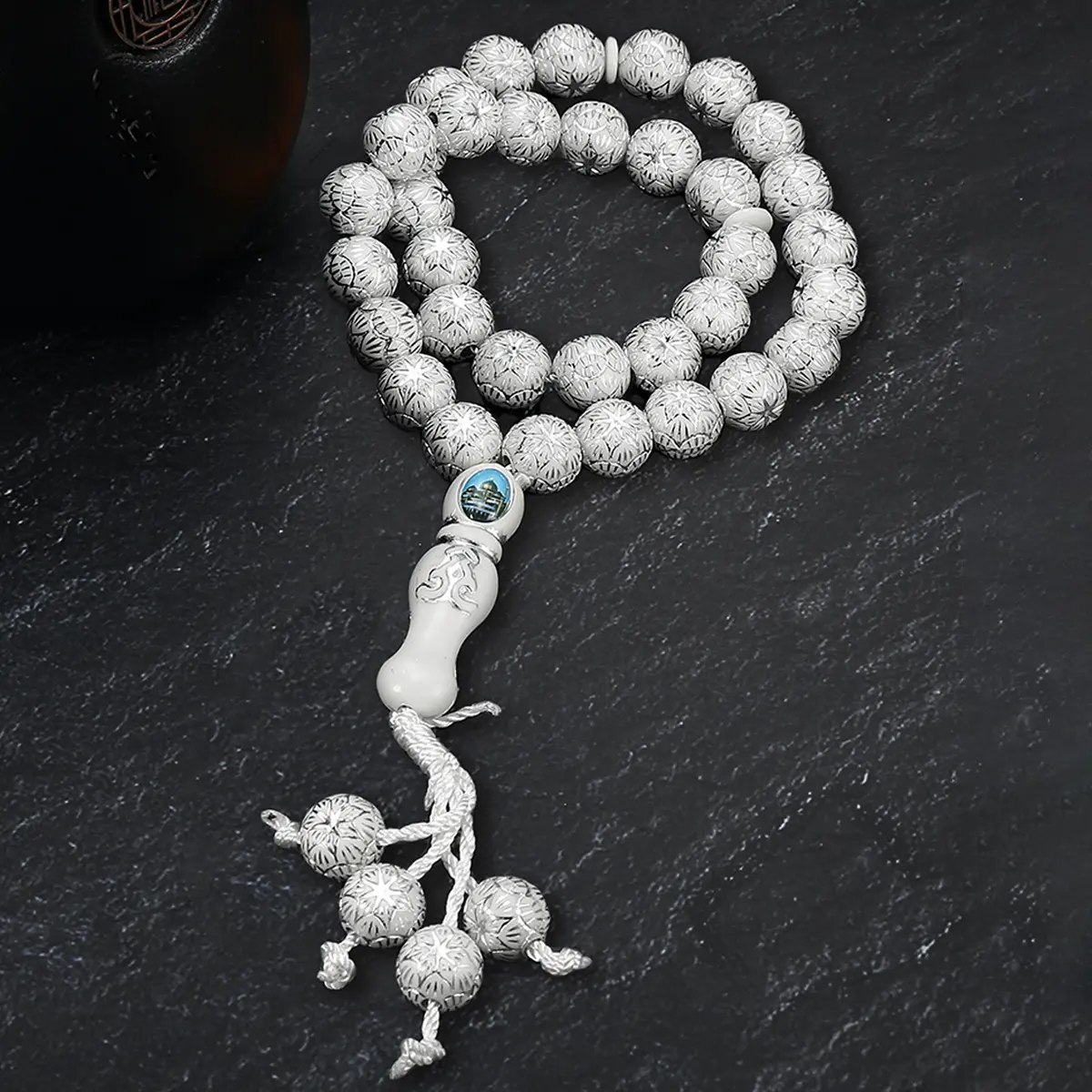 Casual Beaded Jewelry Bracelet with White Acrylic Lotus Pattern, Hand-Knotted with 33 12mm Beads for Daily Wear, Beaded Bracelets