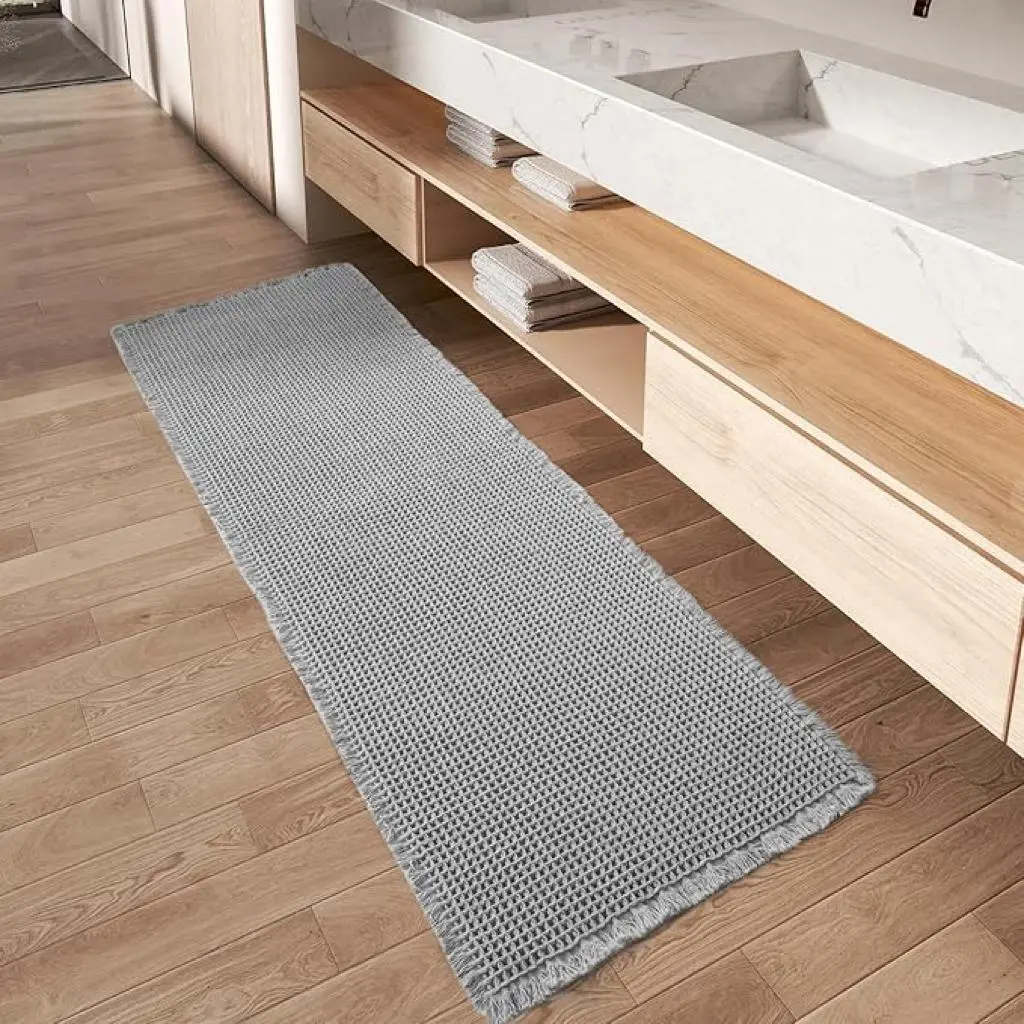 Solid Color Waffle Pattern Bath Mat, 1 Count Non-slip Soft Absorbent Bath Mat, Machine Washable Bathroom Runner Rug with Tassels for Bathroom Floor, Home Goods, Home Essentials, Bathroom Drying Doormat, Water Absorbent Mat, Water Absorbent Bathmat