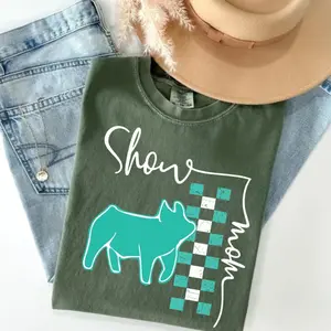 Comfort Colors Show Mom T-Shirt, Livestock Show Pig Lifestyle Tee, Proud Fair Mom Graphic Shirt, Farm Mom Country Life Top, Agricultural Show Day Outfit, Gift for 4H & FFA Moms