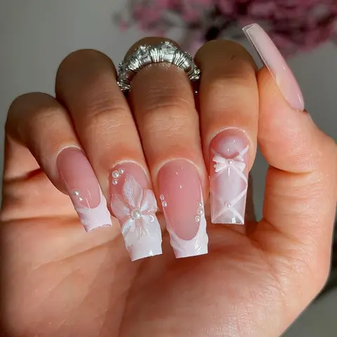 24pcs Square Press-On Nail Tips, 3D Flower Bow Pearl Decor French Stripe Nails, Includes Jelly Glue and File, Manicure Set, Nailcare Glue, Wedding Nails, Nail Extension Set, Nail Art Supplies, Nail Extension Kit, False Nail Set, Nail Art Products
