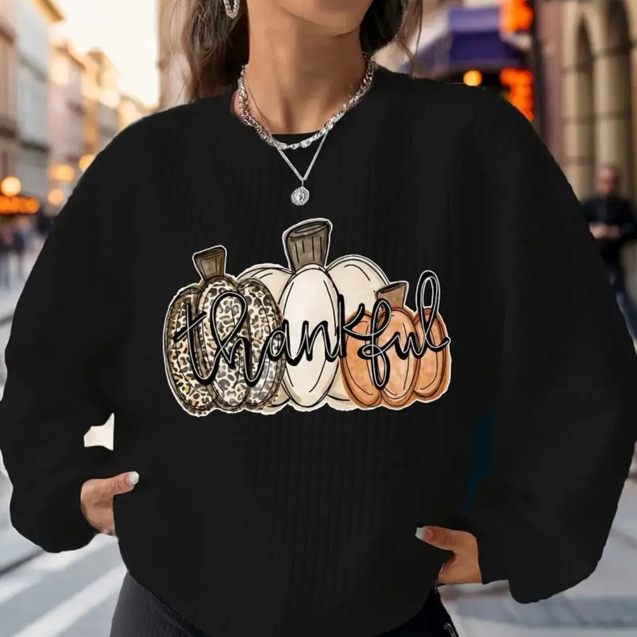 Women's Thanksgivng Sweater - Comfortable Knitwear for Any Occasion