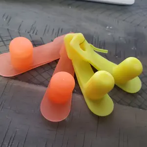 Breeding Muffs Spur Gloves Poultry Botanas Chicken Gallos Rubber Rooster Muffs or Gloves One Set 4 Gloves Total Covers Sharp Spurs