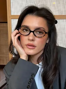 Elegant Oval PC Frame Glasses, Lightweight Casual Design for Daily Wear, Perfect Fit for Various & Occasions