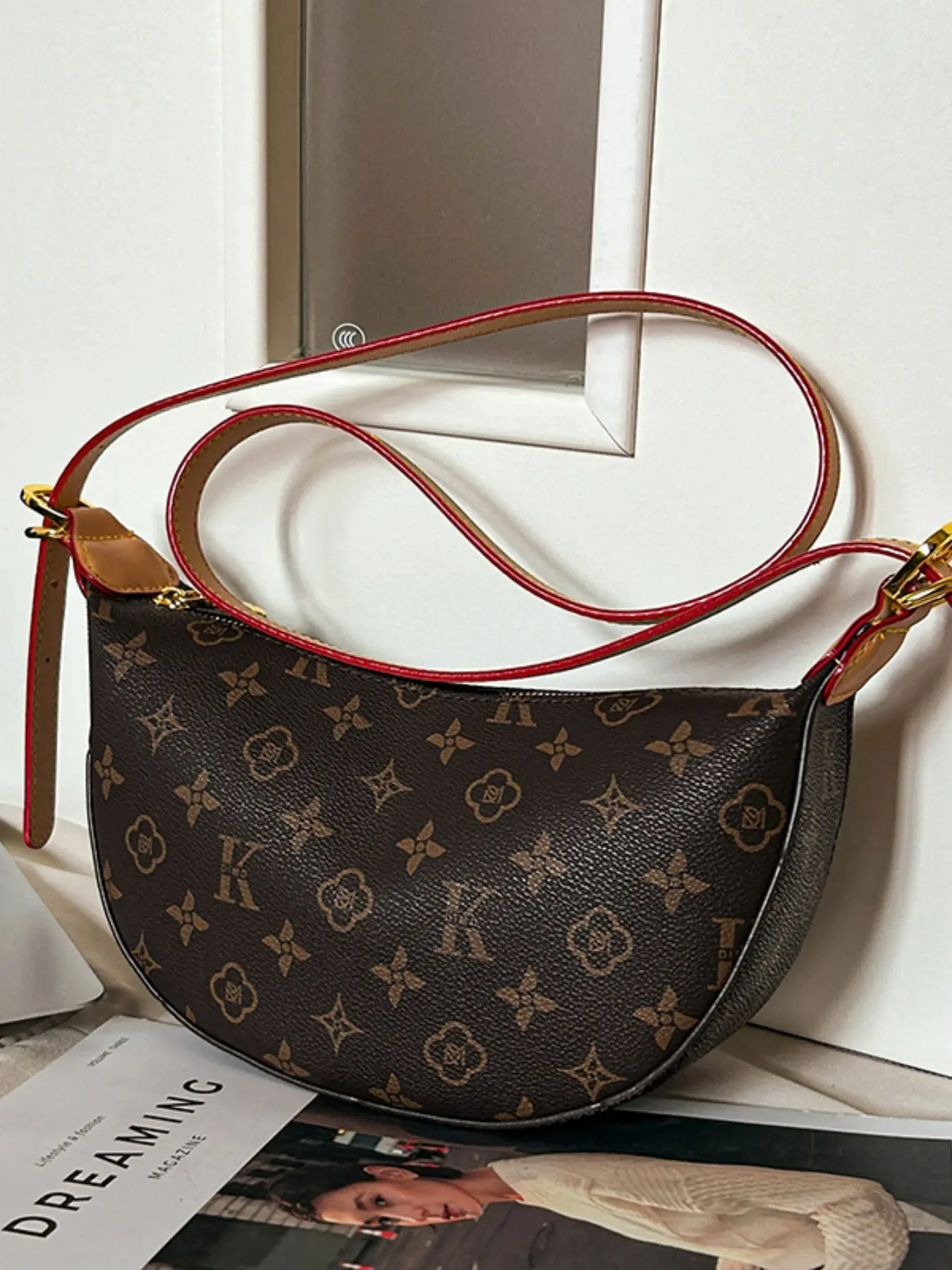 Fashionable Solid Color Commuter Bag, Elegant Trendy Pattern, Simple Stylish Crossbody Shoulder Bag, Modern Large Capacity Backpack