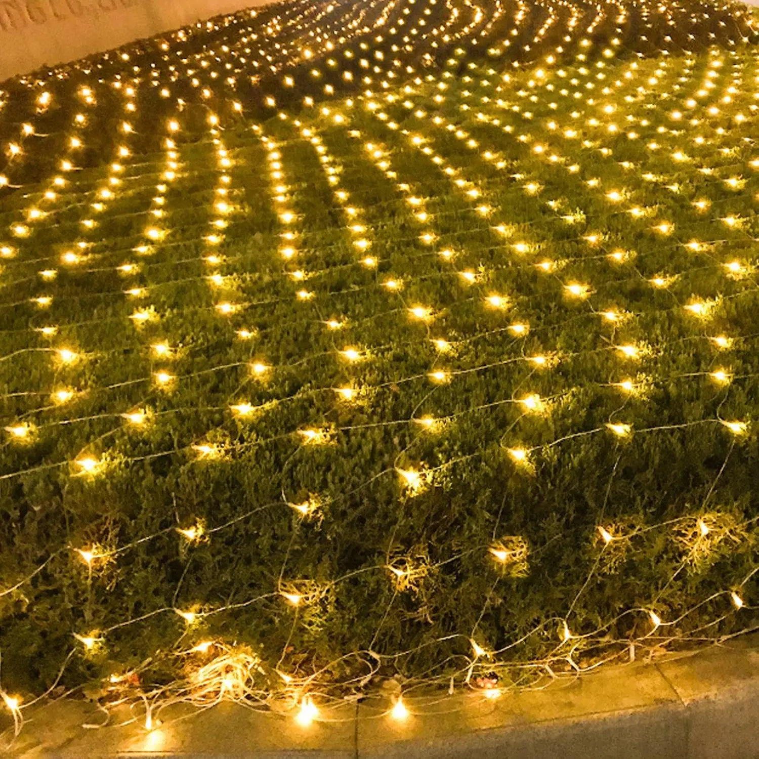 Christmas Lights Outdoor, 200 LED 9.8 FT x 6.6 FT  Christmas Net Lights Outdoor Plug in with 8 Modes, Clear Wire Mesh Light Decorations for Xmas Indoor Tree Bush Yard  Decor, Warm White