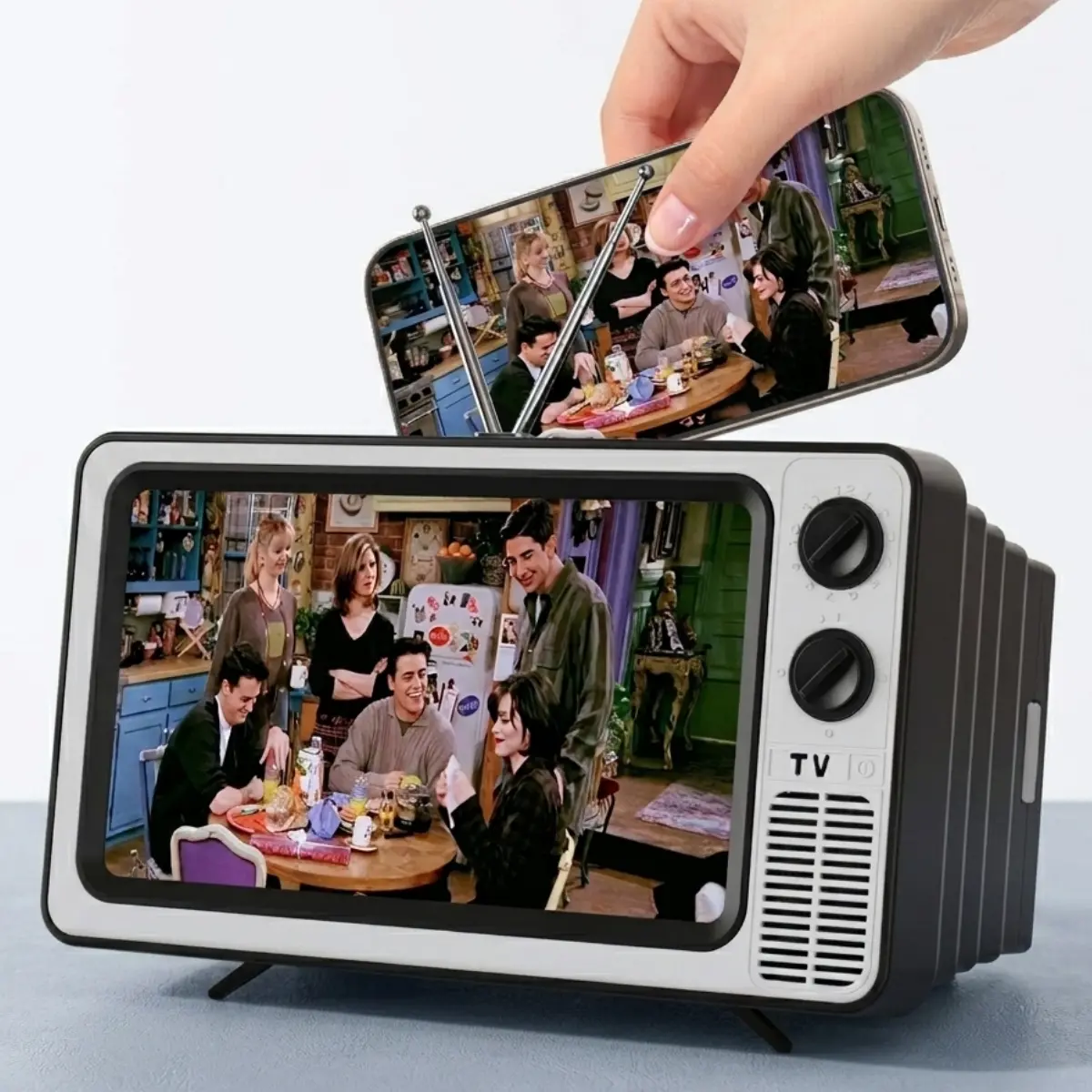 Retro TV-Shape Smartphone Screen Magnifier - Folding, Portable 3D Cellphone Accessory with Mount Functionality, Accessories, Foldable, 3D View