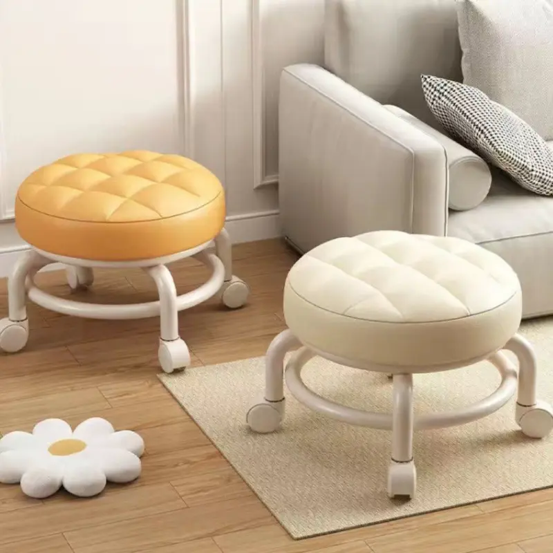 360° Swivel Universal Wheel Rolling Stool, Chair with wheels, Thickened Round Low Stool for Home and Dormitory Super Portable Smooth Rollers Suitable for Dormitories, Kitchen, Children's Play Area, Living Room Footrest, Bathroom Footstool Swivel Stools
