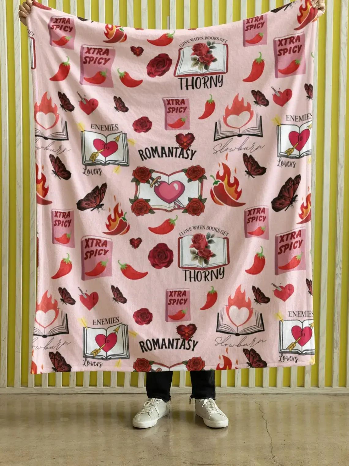 Xtra Spicy Romantasy Book Lover Pattern Print Flannel Cooling Blanket, Soft Cozy Book-Themed Blanket for Bedroom Use, Perfect Gift for Romance Readers, Book-Themed Blankets