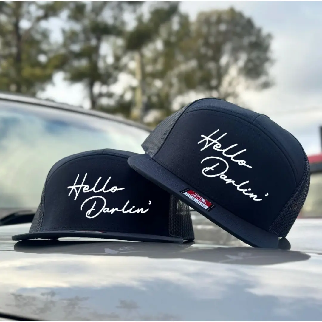 Hello Darlin’ 7 Panel Trucker Hat – Embroidered Script Flat Bill Mesh Snapback Cap, Country Western Style Hat Available in Black, Camo, White & Khaki/Brown