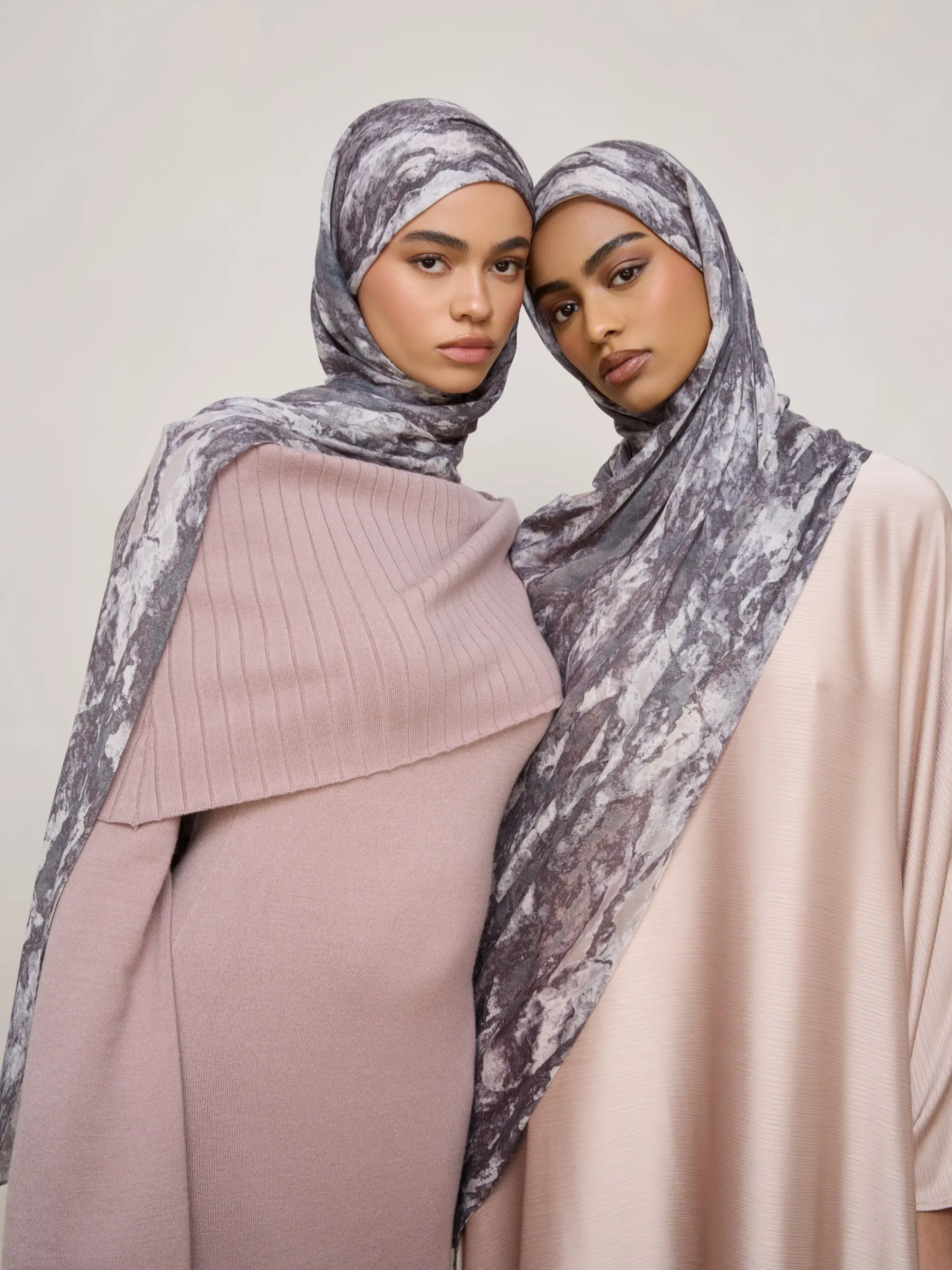 High-End Stone Texture Dye Print Silk Scarf, Gentle Aesthetic Multi-Purpose Wrap Shawl, Fashion Versatile Bandana, Simple Edge Headscarf, Hijab
