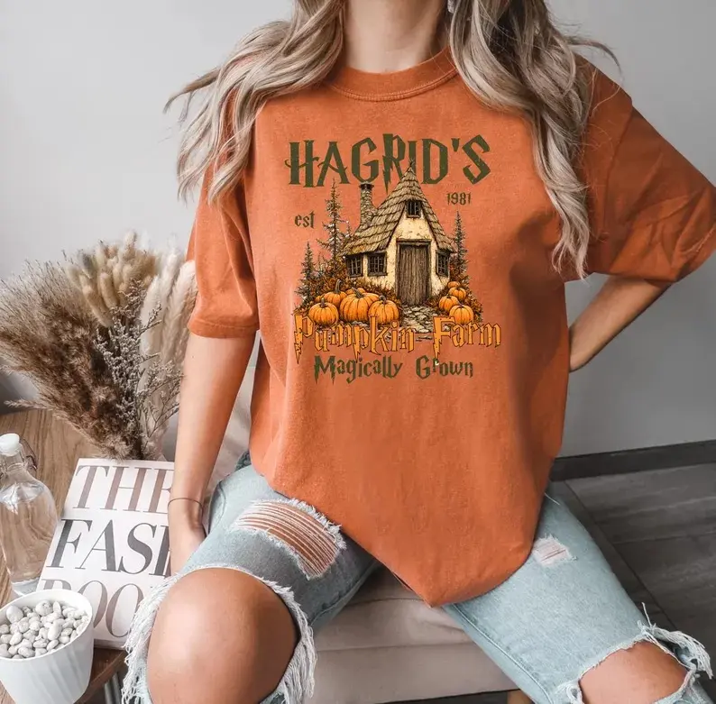 Comfort Colors Hagrid Pumpkin Shirt, Fall Wizard Tee, Halloween Pumpkin Patch, Cute Autumn T-shirt, Magical Farm Tee, Cozy Wizard Fall