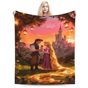 [SummerVibes] DISNEY CLASSIC Rapunzel and Flynn Rider Throw Blanket – Romantic Tangled Scene with Castle, Lanterns, and Glowing Hair, Soft Fleece Blanket for Kids or Bedroom Decor