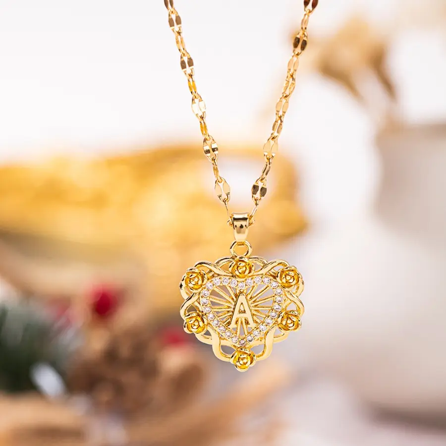 Women's Gold Tone Heart Letter Necklace, Customizable A-Z Initial Pendant with Hollow Flower Design & Diamond Accents, Casual Christmas Gift, Gold Tone Necklace, Heart Letters Necklace
