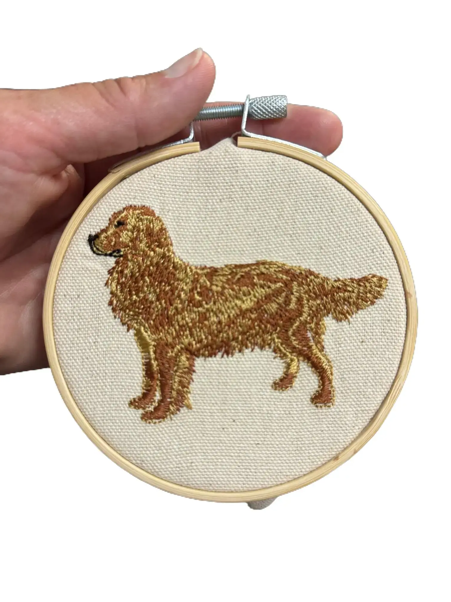 Machine-Embroidered Golden Retriever Framed Plaque, Unique Home Decor Items, Animal-Themed Room Decoration for Indoors, Tabletop Ornament for Home-Office, Other Breeds & Designs Available, Artistic, Animals