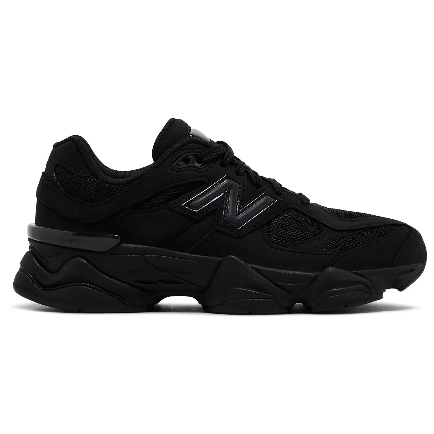 NEW BALANCE 9060 Triple Black (GS) Athletic Casual Footwear - All-Black Sports Shoe, Closed-Top Trainer,  Sneaker