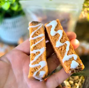 French Toast Stick Wax Melts - Classic French Toast Stick with Glaze - Ideal for Candle Decor Cinnamon Scent Candlewax