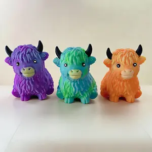 CT Highland Cow Soft Rubber Stress Relief Toy — Creative Sensory Toy for Kids and Adults, Autism-Friendly Stretching Toy, Fun Cow Stress Relief Toy (Unisex)