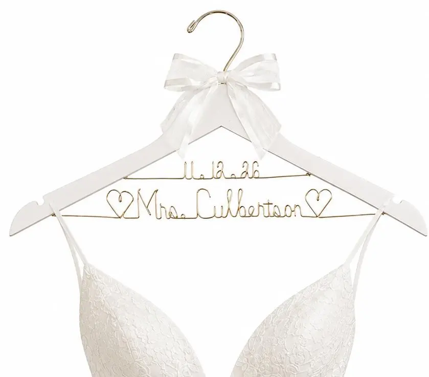 L. JENKINS DESIGNS Personalized Bride Wedding Dress Hanger with Custom Name and Date 10 Bow Colors Durable Wooden Design Hanging Gift Organiser 17.5 x 9 inches