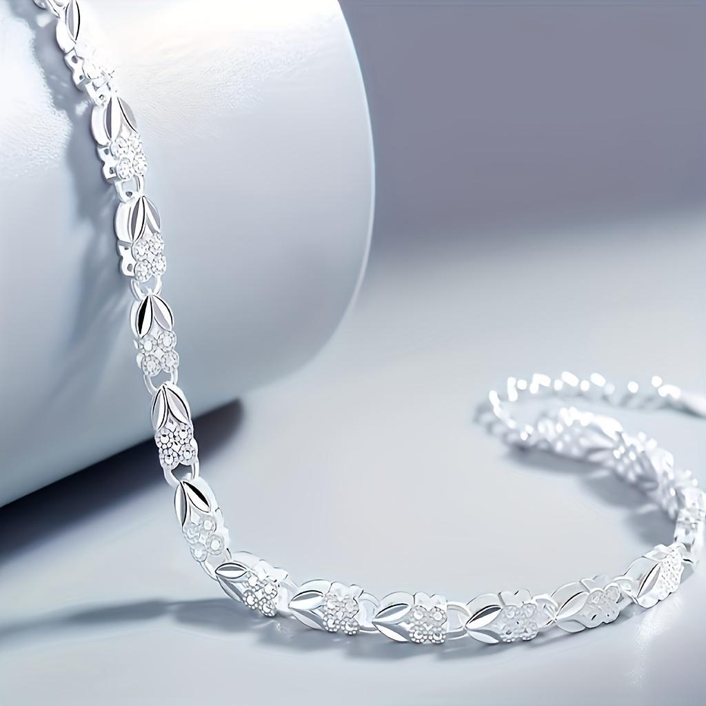 925 Pure Silvery Bracelet in Retro Style - Suitable for Daily Wear and Valentine's Day Gift 925 Pure Silvery Bracelet in Retro Style - Suitable for Daily Wear and Valentine's Day Gift