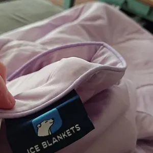 Product Review of The Ice Blanket from A**a L** C**r