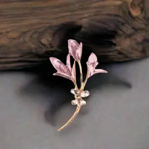 Luxury Crystal Pink Lily Brooch Collar Pin