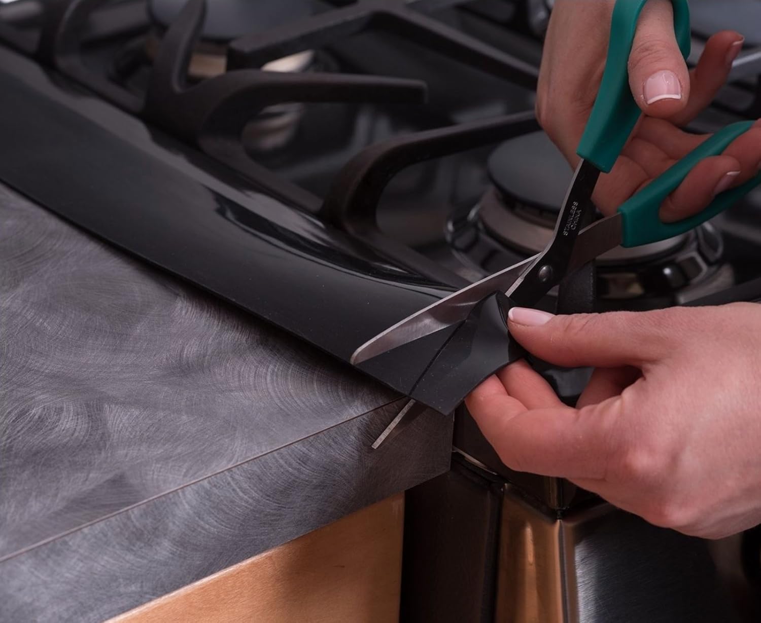 Premium 2 Pack Silicone Stove Gap Covers, Heat Resistant Oven Gap Filler Seals Gaps Between Stovetop and Counter Easy to Clean - 25 Inches