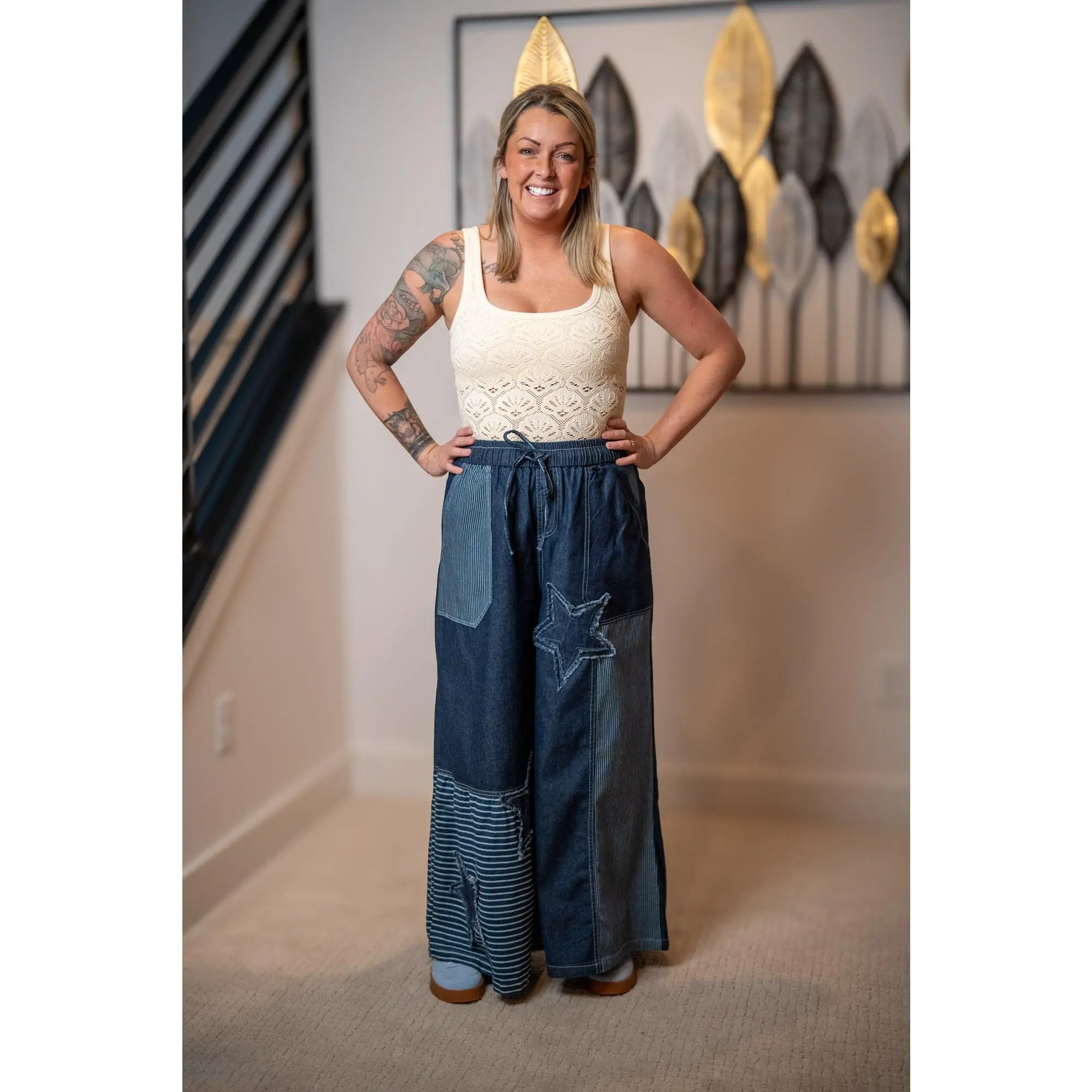 Mello Frayed Star Patch Denim Wide-Leg Pants