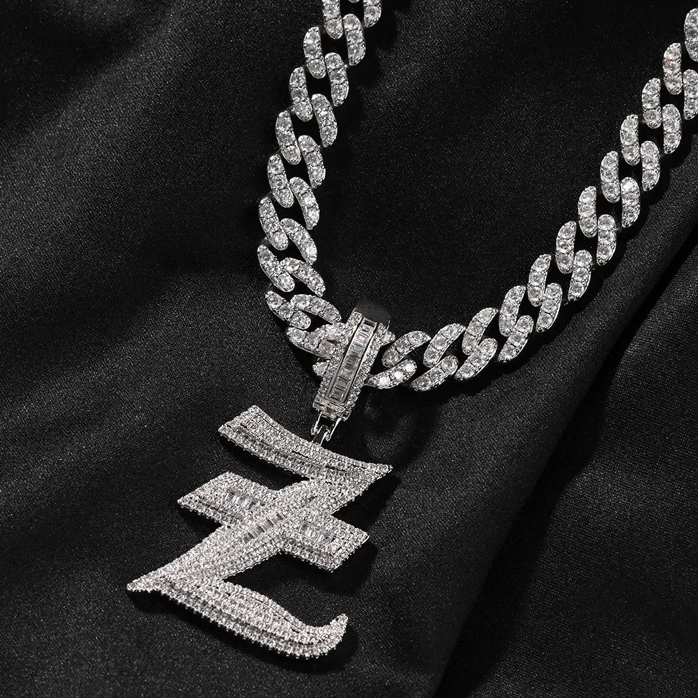 Elegant Rhinestone Necklace - Personalized Statement Style Unisex Gothic Old English Alphabet Letter Pendant (2.08x1.49in), 34.2g Durable Geometric Rope Chain, Hypoallergenic Hip Hop Costume Jewelry, Women's Birthday Accessory
