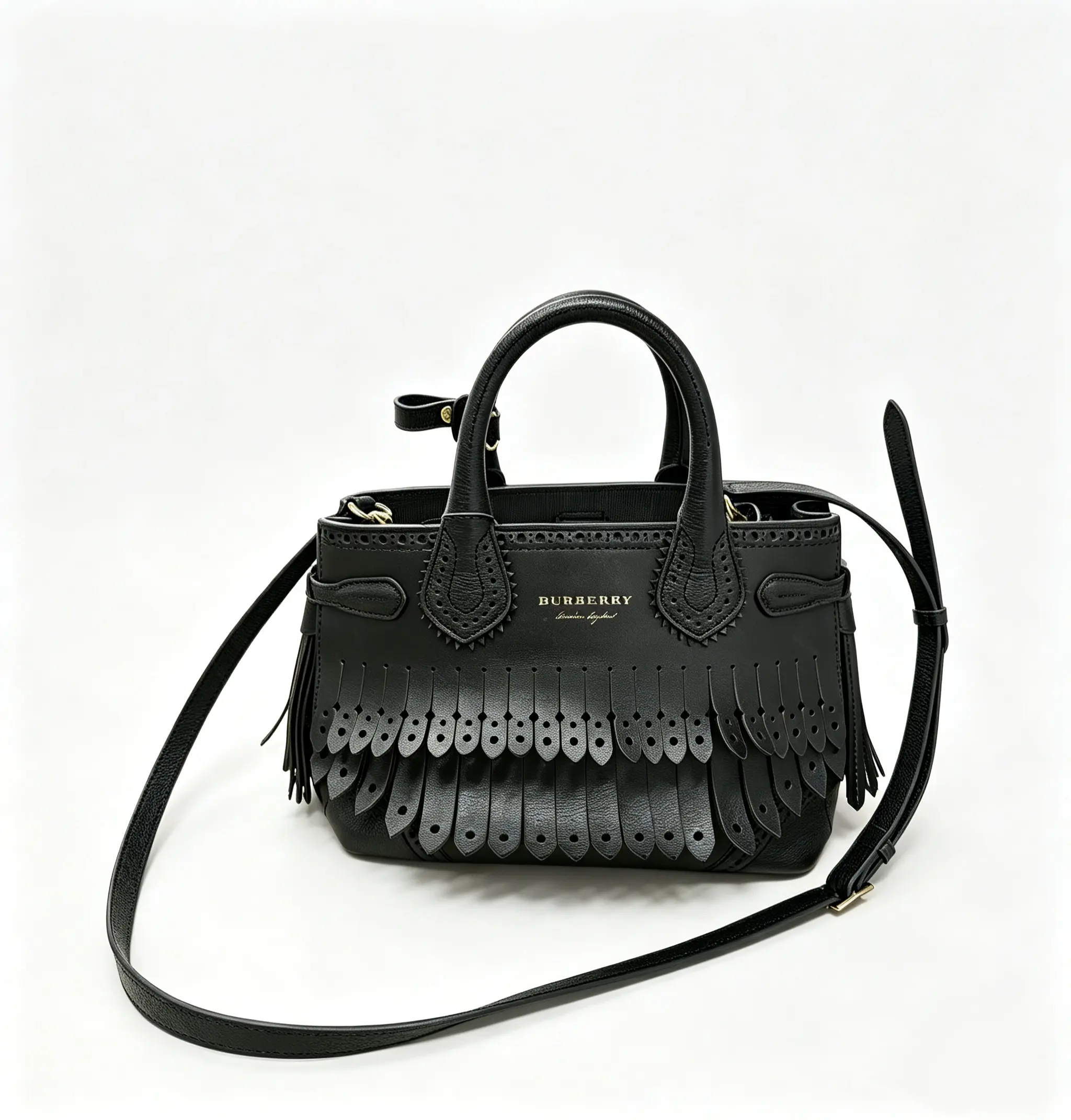 Pre-owned BURBERRY . Shoulder Bags Banner Medium Fringed Shoulder Bag