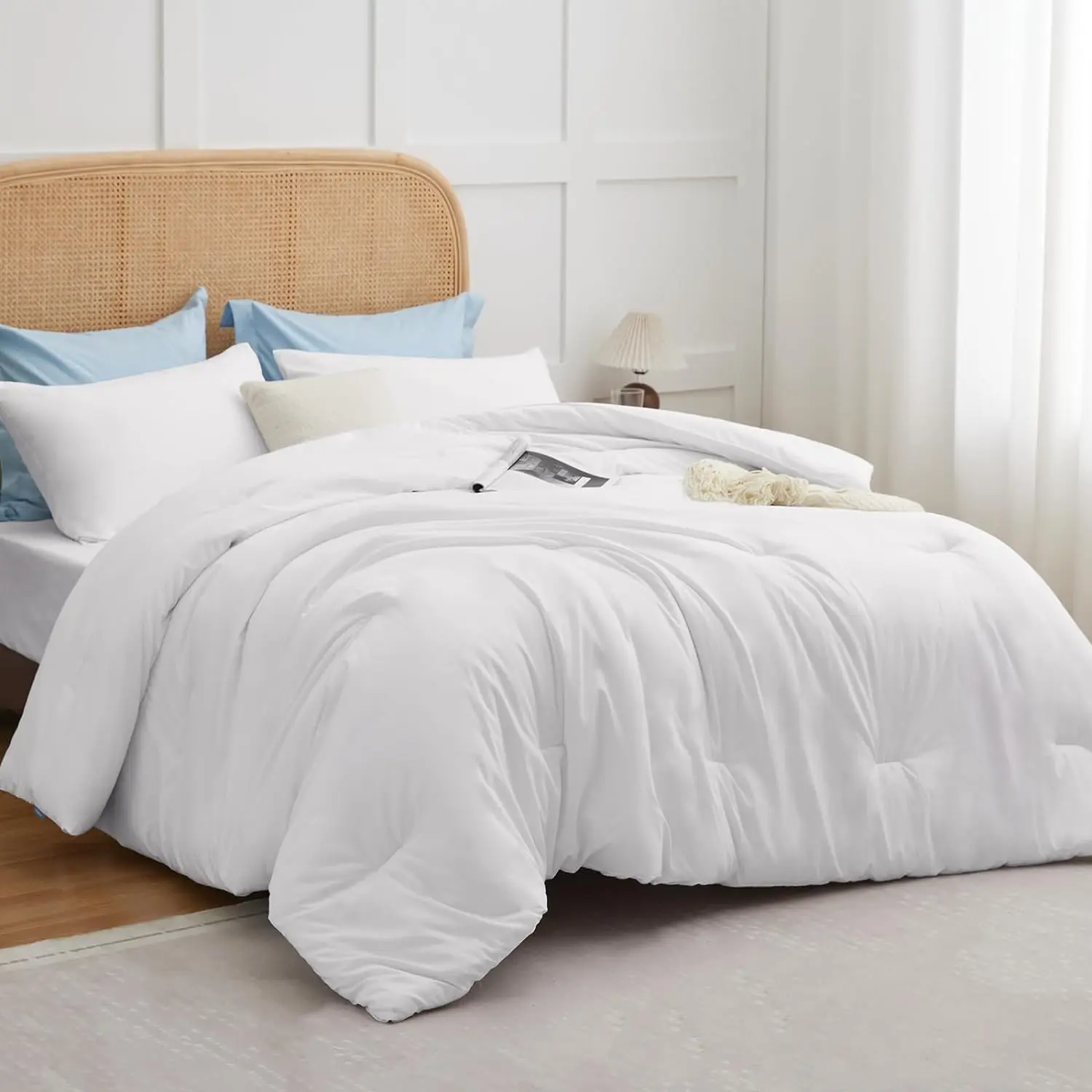 White Comforter Set  Size, 3 count Solid Breathable Quilted Boho Style Bedding Sets, Luxury Fluffy Soft Microfiber Comforter for All Season(1 Comforter & 2 Pillowcases)