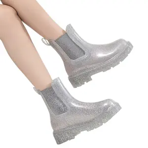 Fashion accessories: rain boots, rain boots