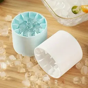 Silicone Ice Cube Tray, Stackable Mini Ice Mold, Easy-release Design Ice Cube Mold, Reusable Ice Cubes for Drinks