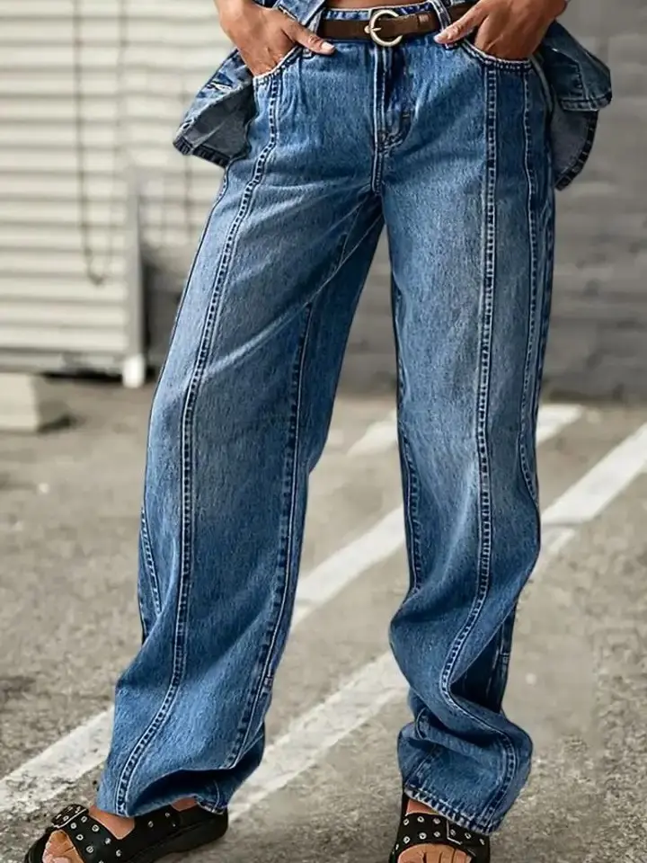 Women's Curvy-Fit Straight Leg Jeans - Womenswear Bottom for Weekday, Weekend Wear