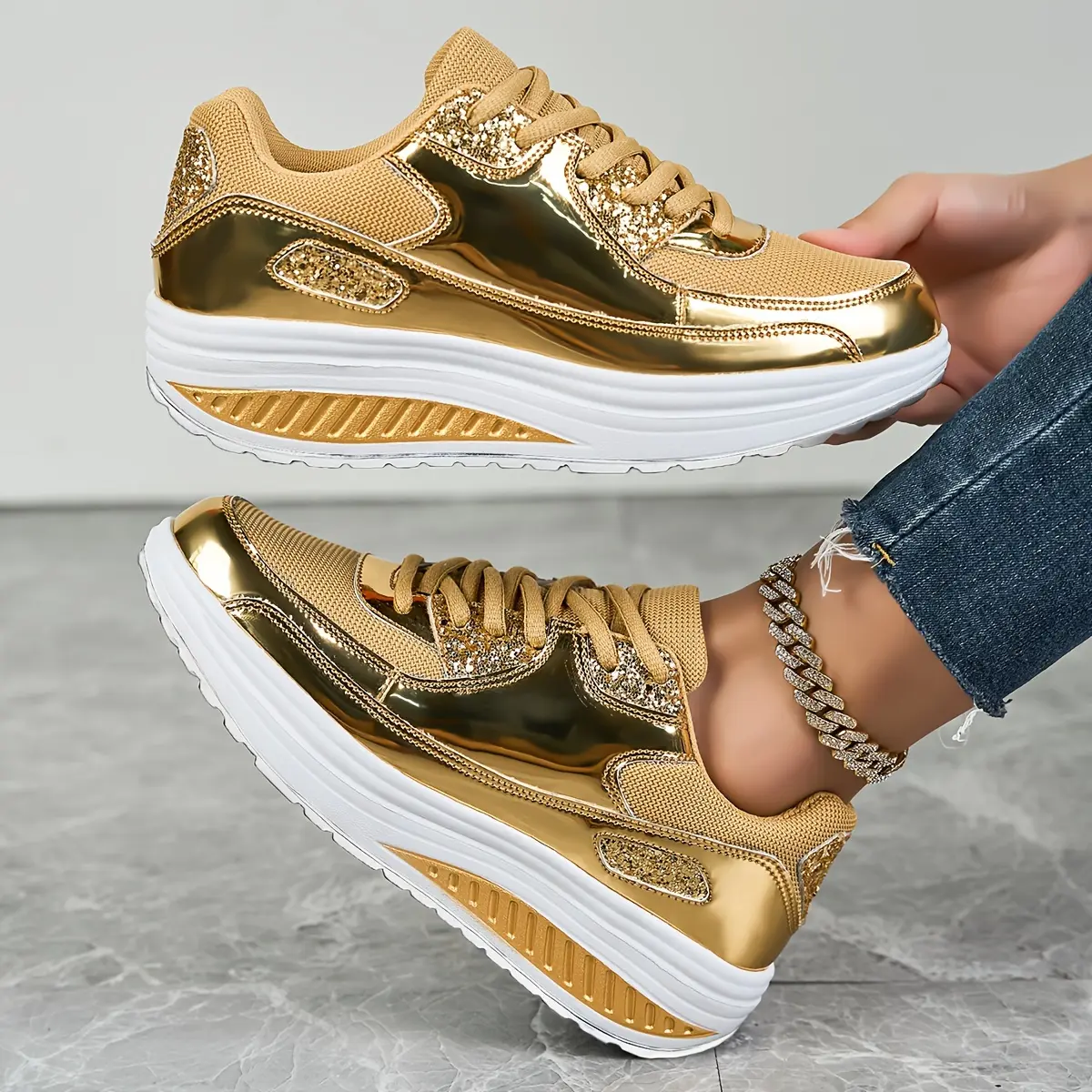 Women's metallic gold glitter running shoes with rhinestone decoration - breathable mesh surface and EVA cushioning bottom stable design - lightweight four-season sneakers, suitable for fitness, dance and daily wear | Soft and comfortable lining