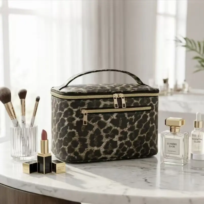 Wandering Nature Travel Makeup Bag for Women, Large Leather Cosmetic Bag with Brush Slots, Waterproof Makeup Organizer Case, Vegan Leather Vanity Storage Bag