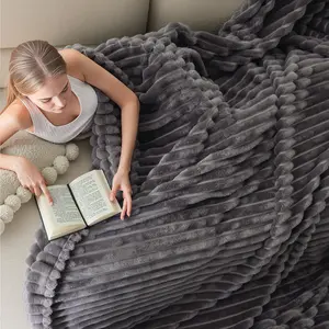 Raybee Cozy Soft Blanket For Bed , 300GSM Lightweight Cooling Blanket for Couch, Bed, Office, and Travel ,Ultra-Soft Summer Throw Blanket for Hot Sleepers, Home Bedroom Decor ,Solid Color,Fluffy Blanket